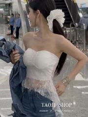 Pure and sensual lace splicing strapless vest irregular perspective to make a slim hot girl short style