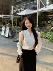 Real shot of retro Chinese style extraordinary fairy new Chinese top spring outfit new temperament white shirt for women