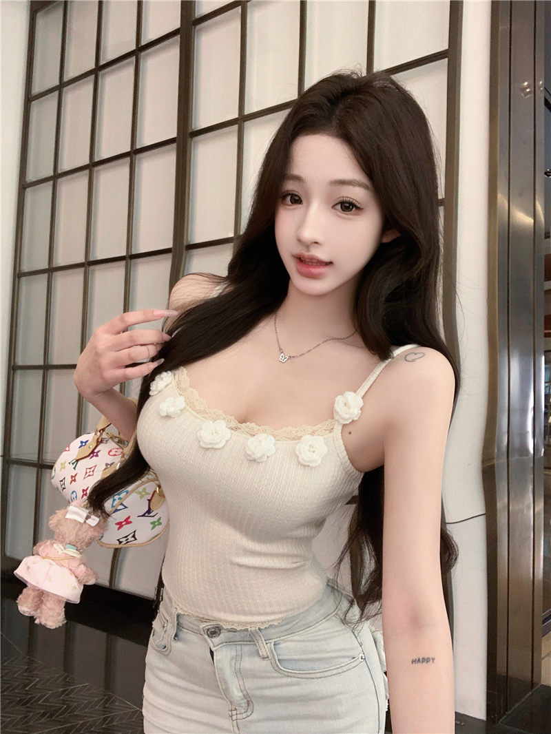 Real shot ~ Grandma Puff White lace flower sweet girl suspender top