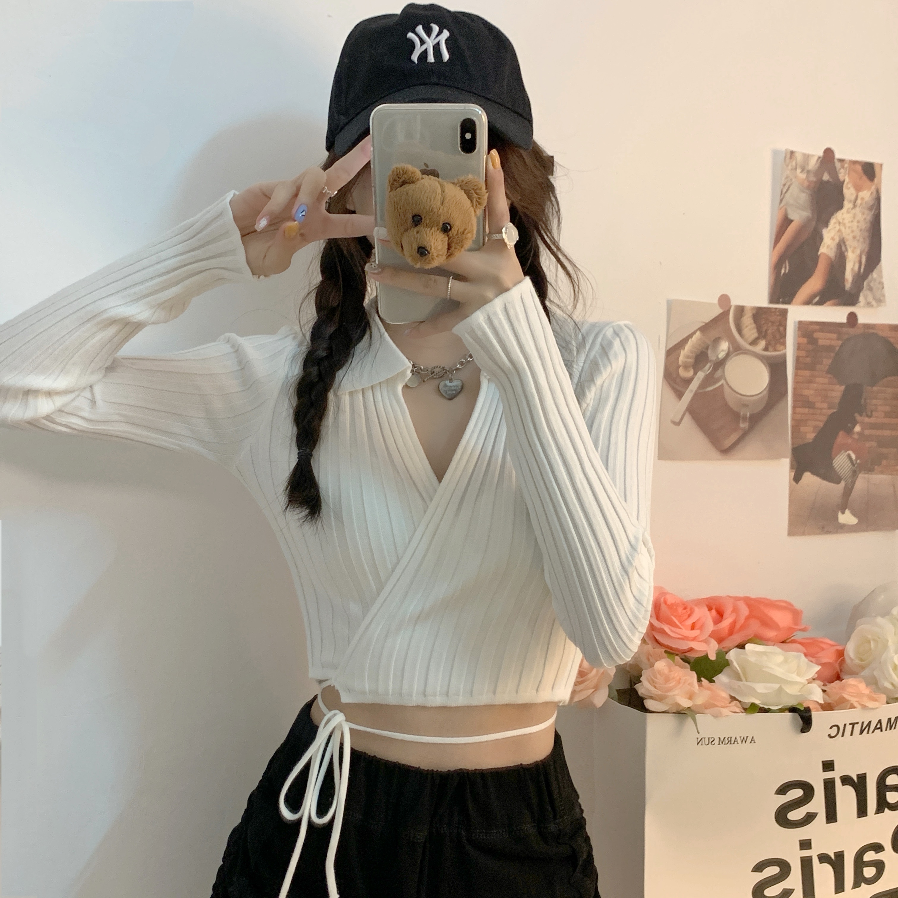 Real photos of European and American niche pink white strap sweater cardigan women's long-sleeved short knitted top