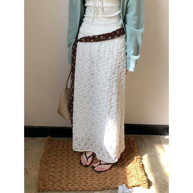 Real shot of 2025 early spring new Korean heavy industry three-dimensional lace heart skirt mid-length slim skirt