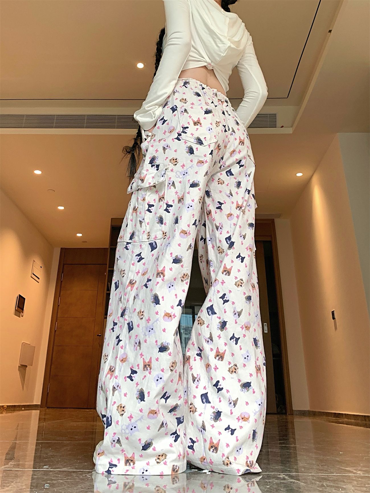 Real shot~Hand-painted graffiti print casual women's autumn and winter new high-waist loose slim straight pants