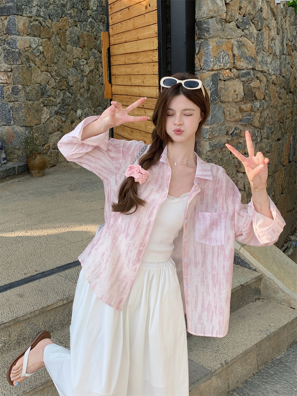 Real shot of sweet vacation style tie-dye loose breathable linen shirt for women loose casual sun protection top