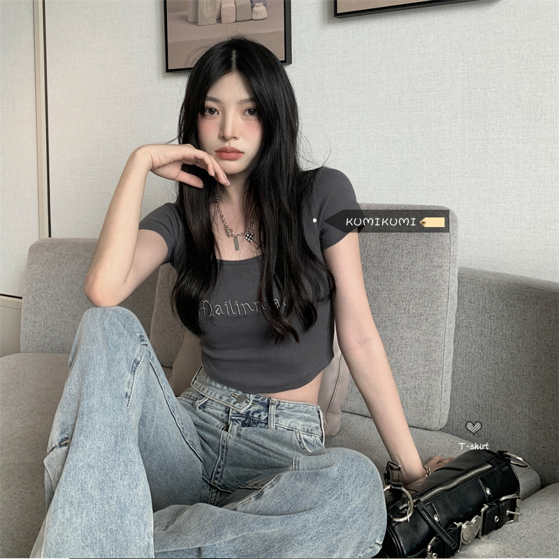 設計感chic短袖T恤女夏季方領打底衫辣妹修身短款露臍別致上衣潮