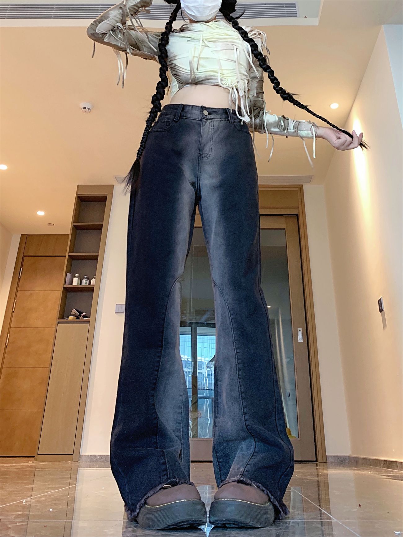 Real shot~ Gradient micro-trum design and temperament Autumn and winter jeans for women ins high street commuting