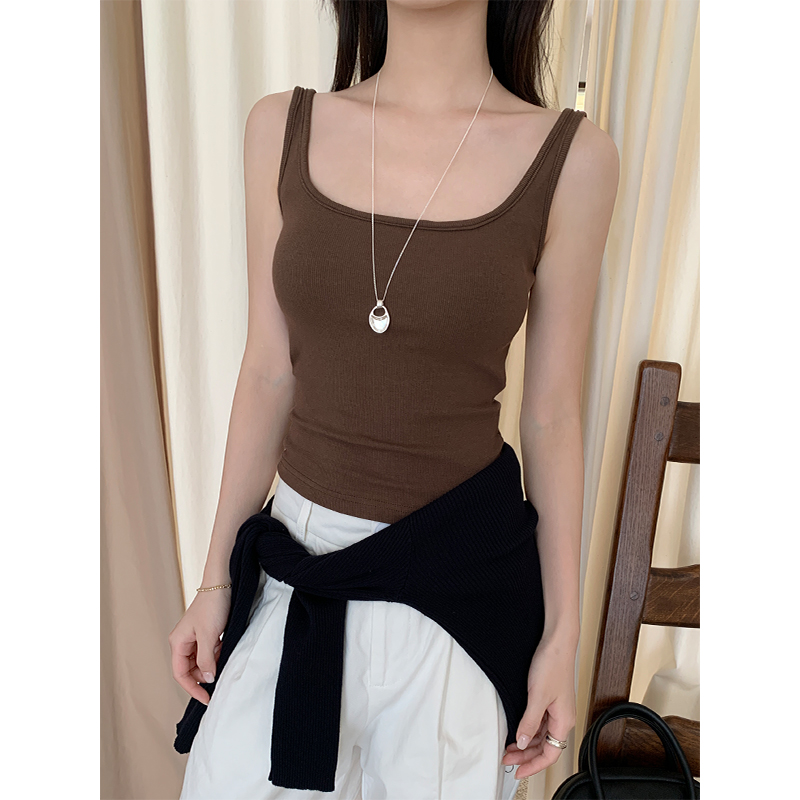 Real shot of 2025 early spring new style underwear vest for women slim fit and slim outside wearing I-shaped top with chest pad