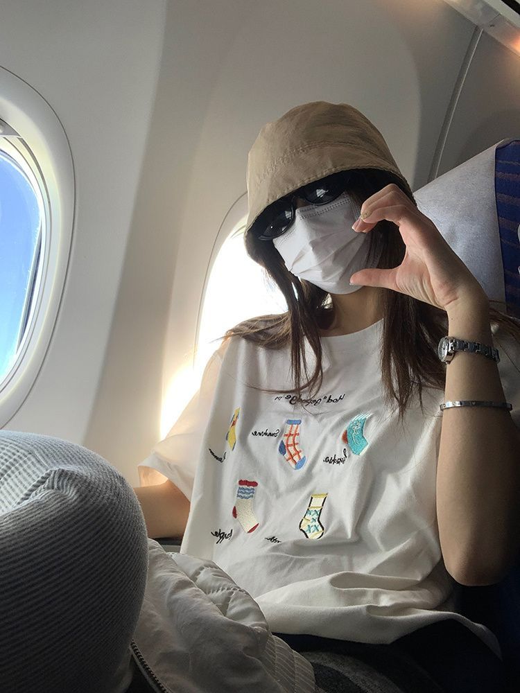 刺秀純棉210克精梳緊密短袖t恤女