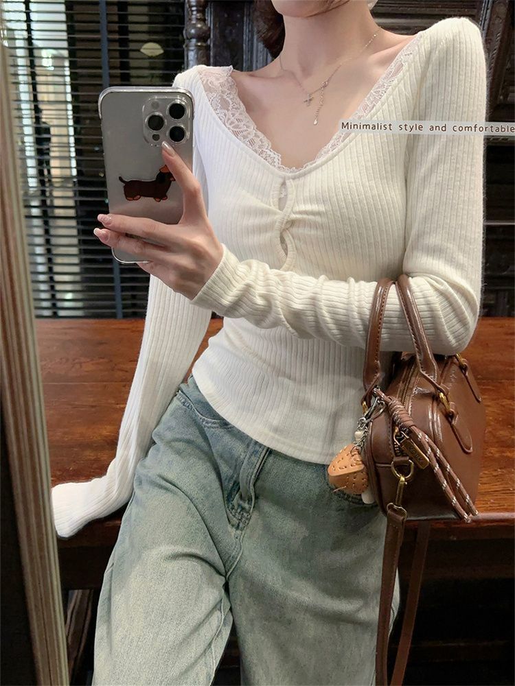 純欲辣妹蕾絲拼接鏤空長袖T恤女裝修身顯瘦內搭V領上衣