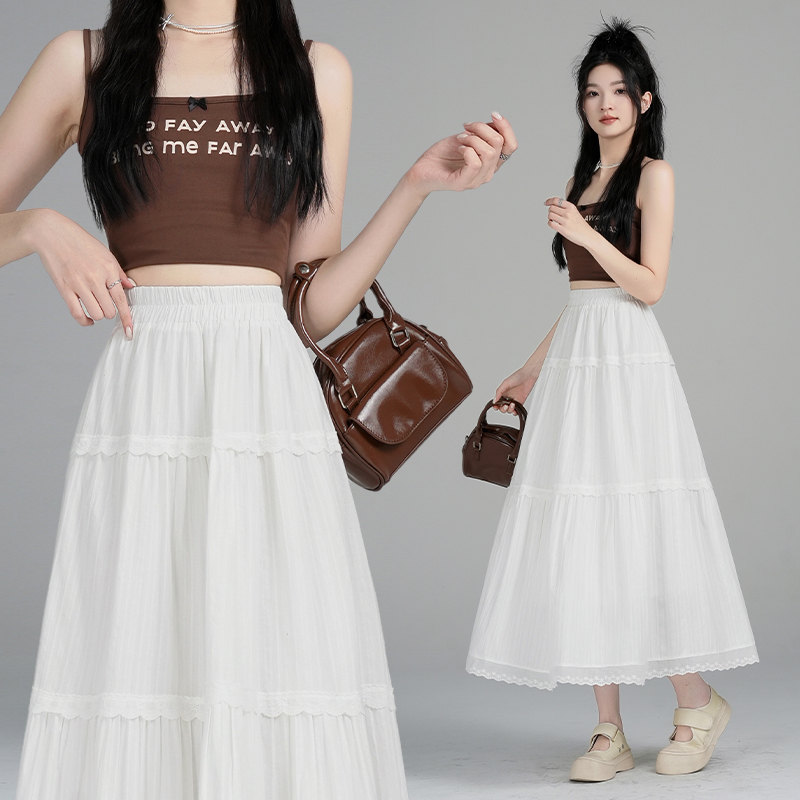 Real shot of 2025 spring new cake layer embroidered lace splicing skirt for women French A-line small white skirt trendy
