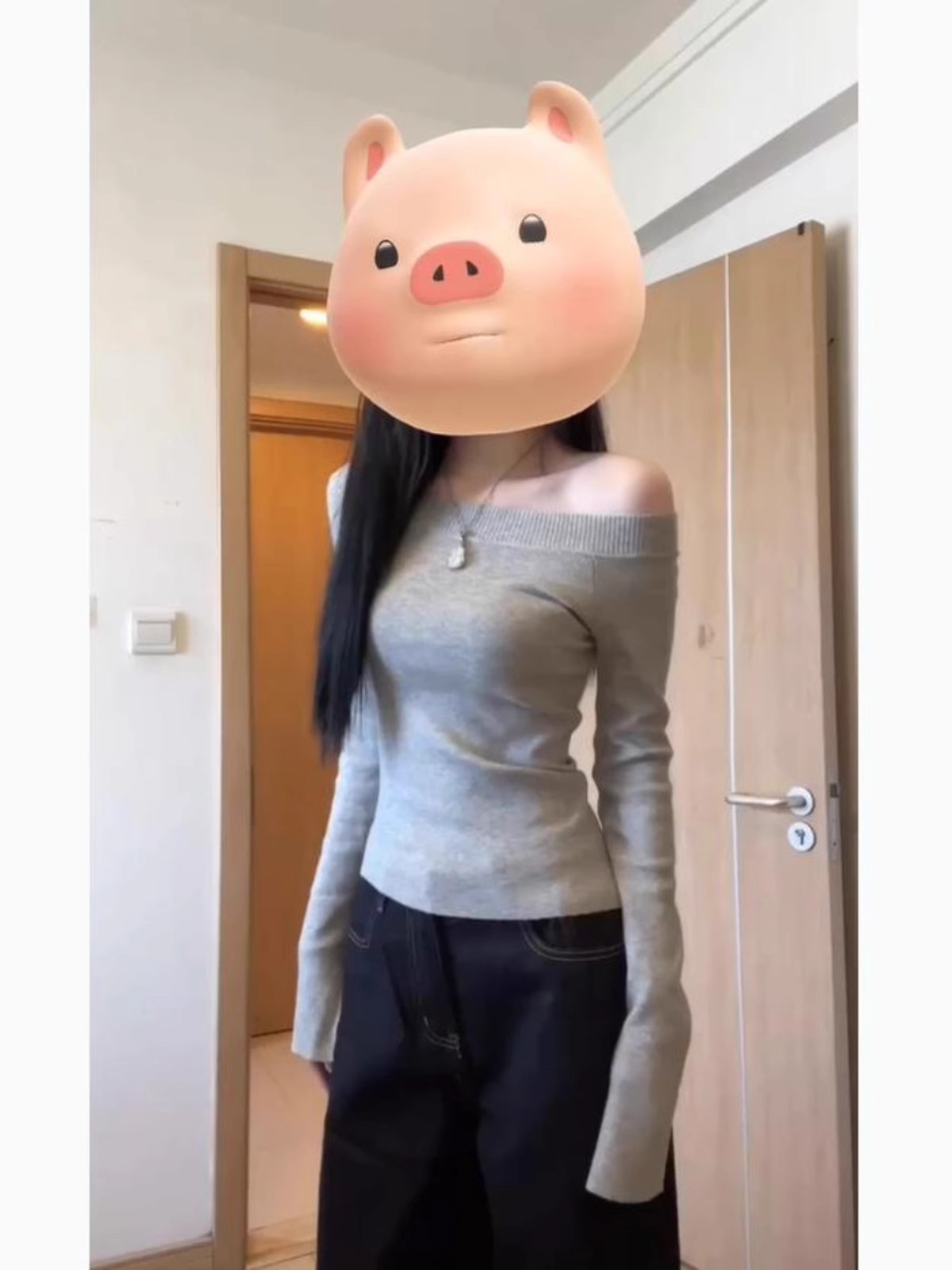 灰色斜肩針織衫上衣女修身春季2025年設計感內搭一字領長袖打底衫