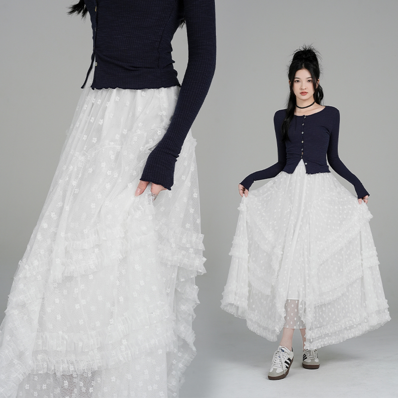 Real shot of heavy industry design 2025 spring and summer French flower lace skirt princess fluffy cake long skirt