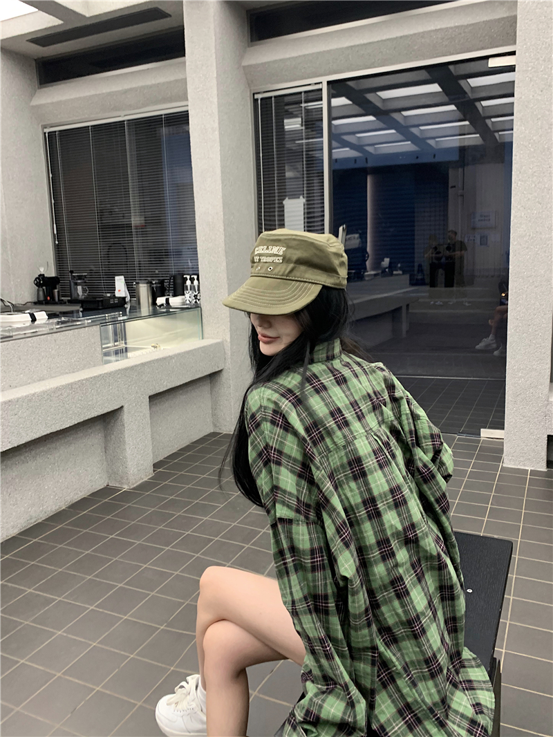 Real photo of fashionable retro green plaid long sleeve anti-sleeved shirt thin lazy coat top