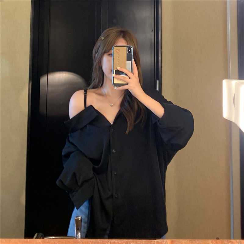 Real shot Korean version of chic solid color simple temperament design off-shoulder long-sleeved shirt for women