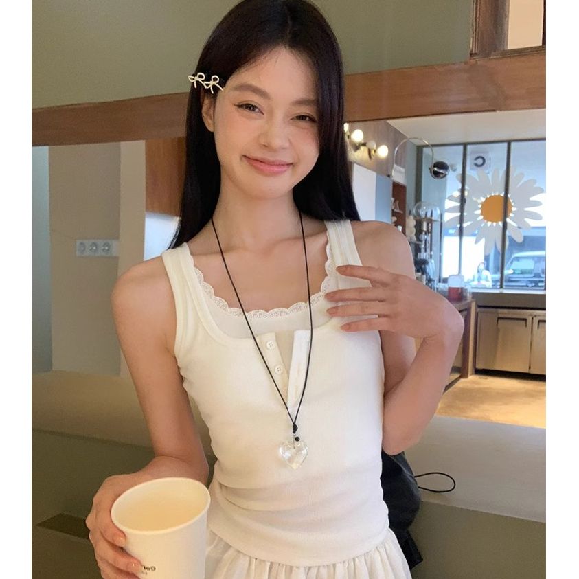 蕾絲邊拼接紐扣吊帶背心女春2025假兩件修身短款辣妹風上衣