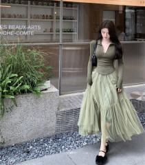 Real photo of alpaca zipper long-sleeved slim T-shirt base fairy-style fluttering mesh skirt set