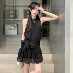 Real shot French halter neck sleeveless dress for women in summer new design bow belt A-line skirt