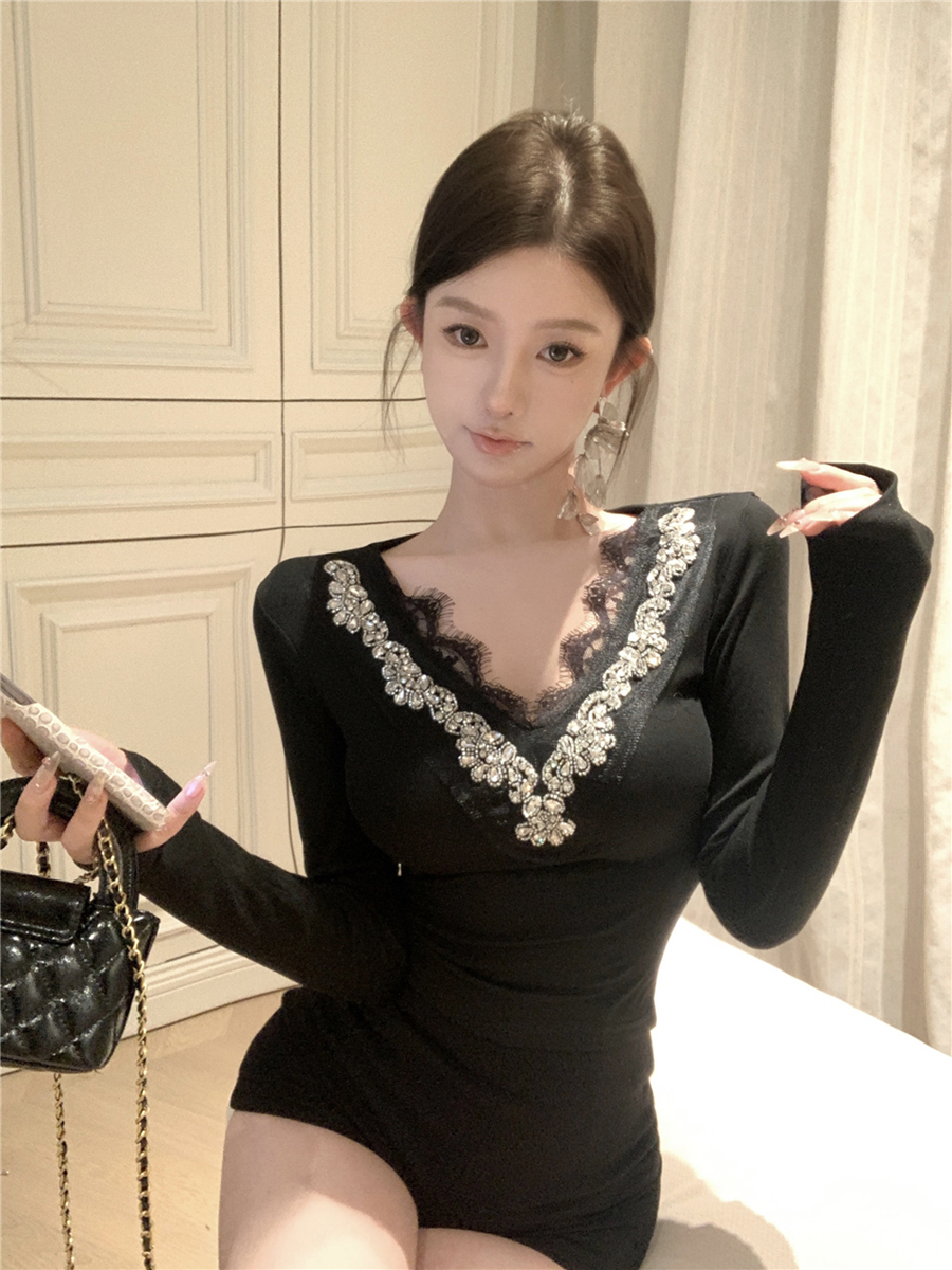 Real shot of retro sexy heavy-duty handmade nail drill V-neck slim and pure slutty top T-shirt for women