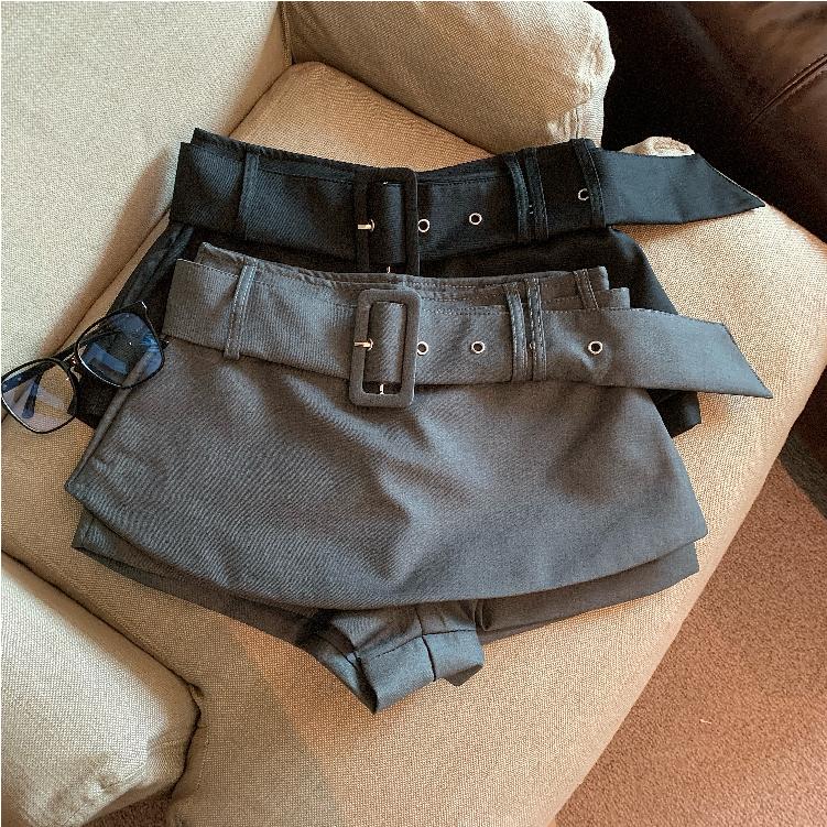 Real shot of autumn and winter temperament suit trousers skirt