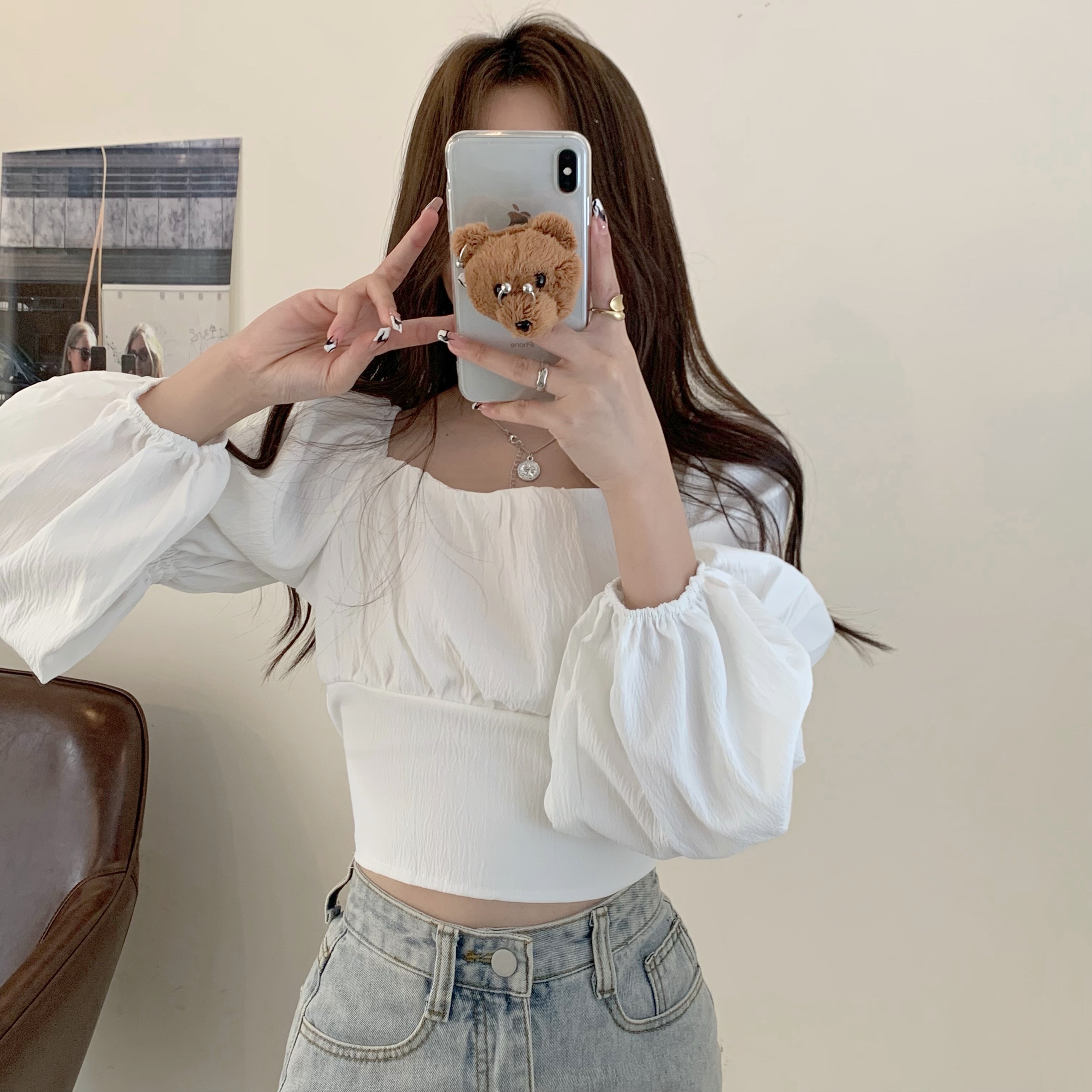 Real shot of puff long-sleeved square collar shirt for women in spring and autumn thin French short strap bow top