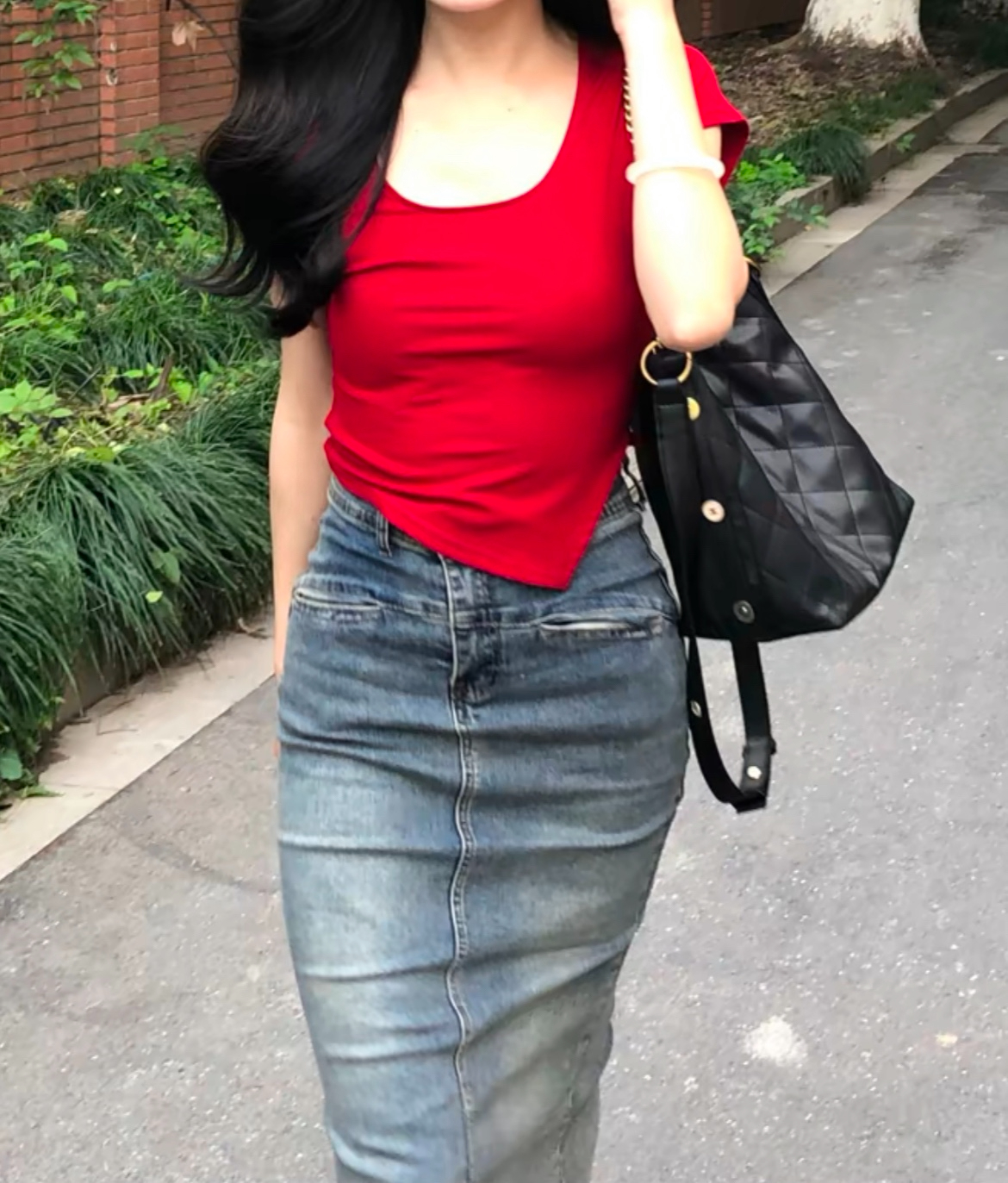 韓版辣妹u領不規則短袖女下擺開叉T恤緊身性感辣妹方領短款上衣夏