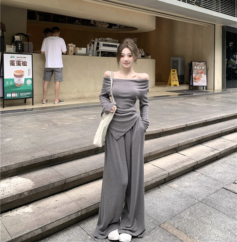 Real shot~ Early spring outfit is a complete set of lazy off-shoulder fashion suit for women with unique and beautiful Korean style
