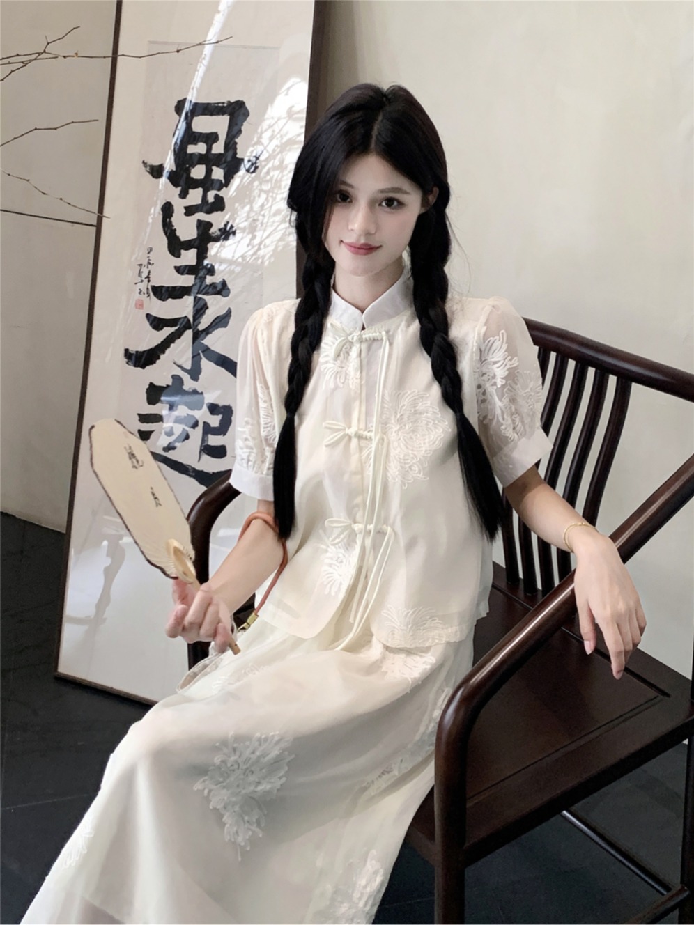 Real shot of new Chinese style jacquard tray short sleeve 2025 new summer high waist A-line skirt two-piece set