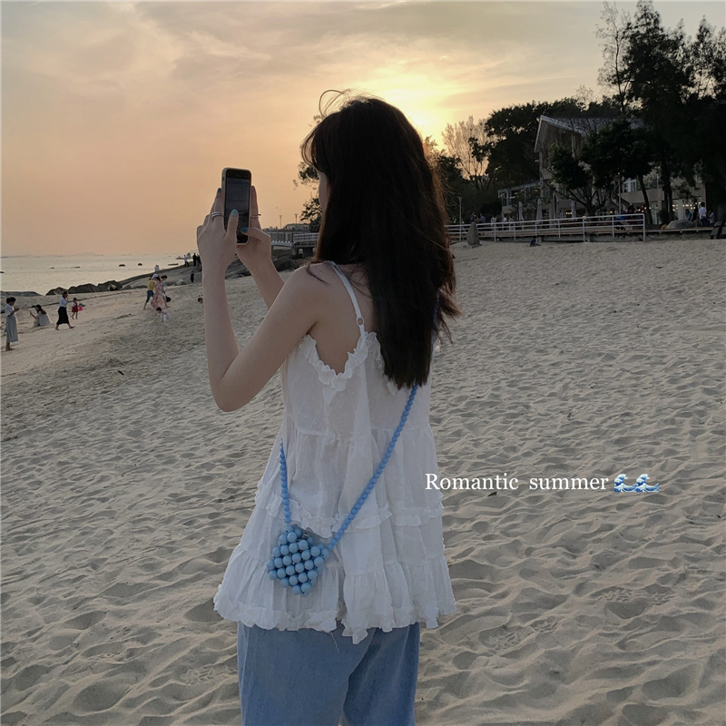 Real shot of summer elf ~~Flocked V-neck suspender top