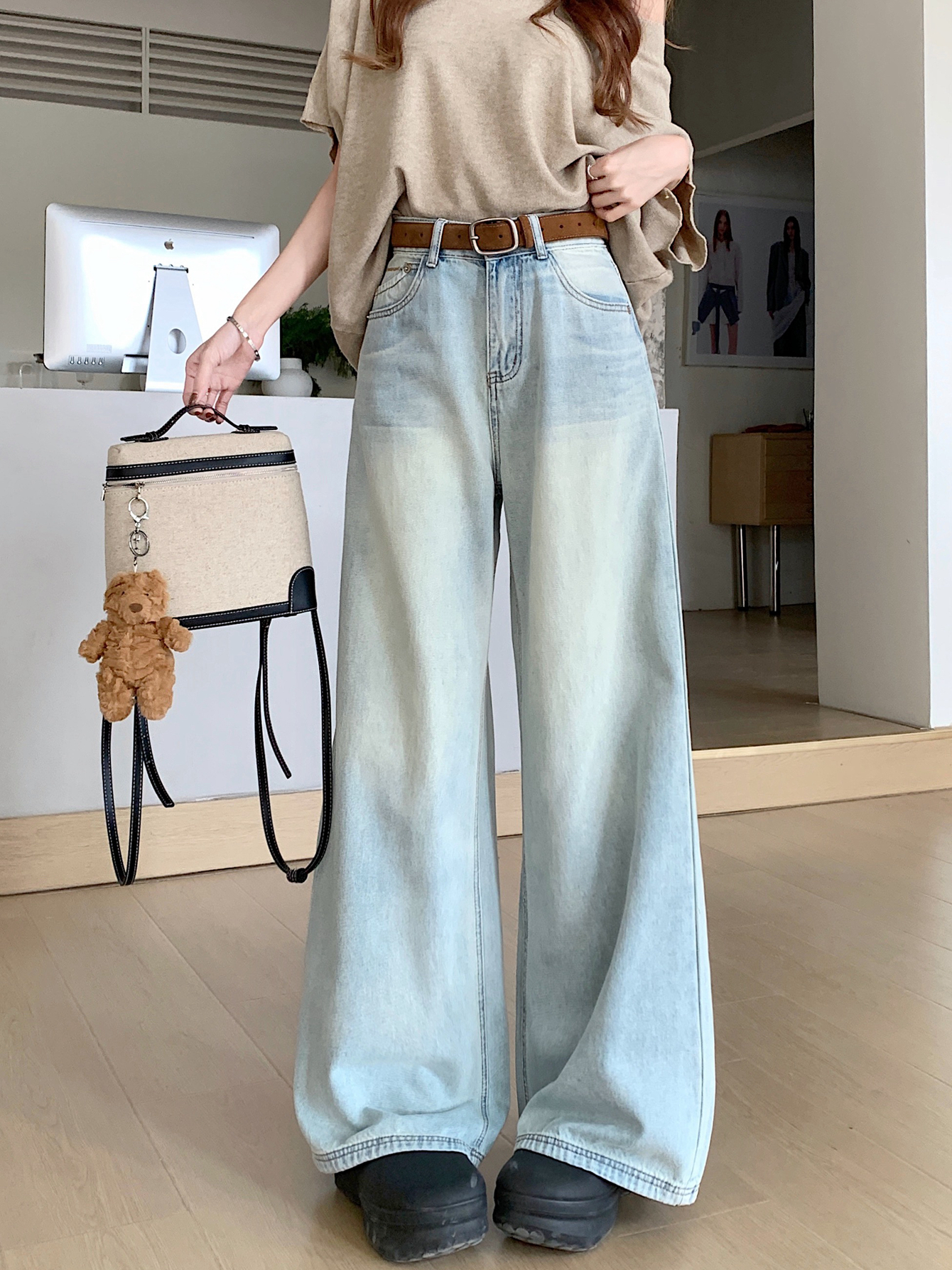 Real shot #New style of denim trousers for women with back pocket splicing design loose straight wide-leg floor trousers