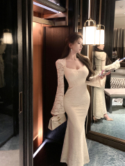 Real shot of retro sexy niche square necklace long sleeve waist slim hip-packing dress for women