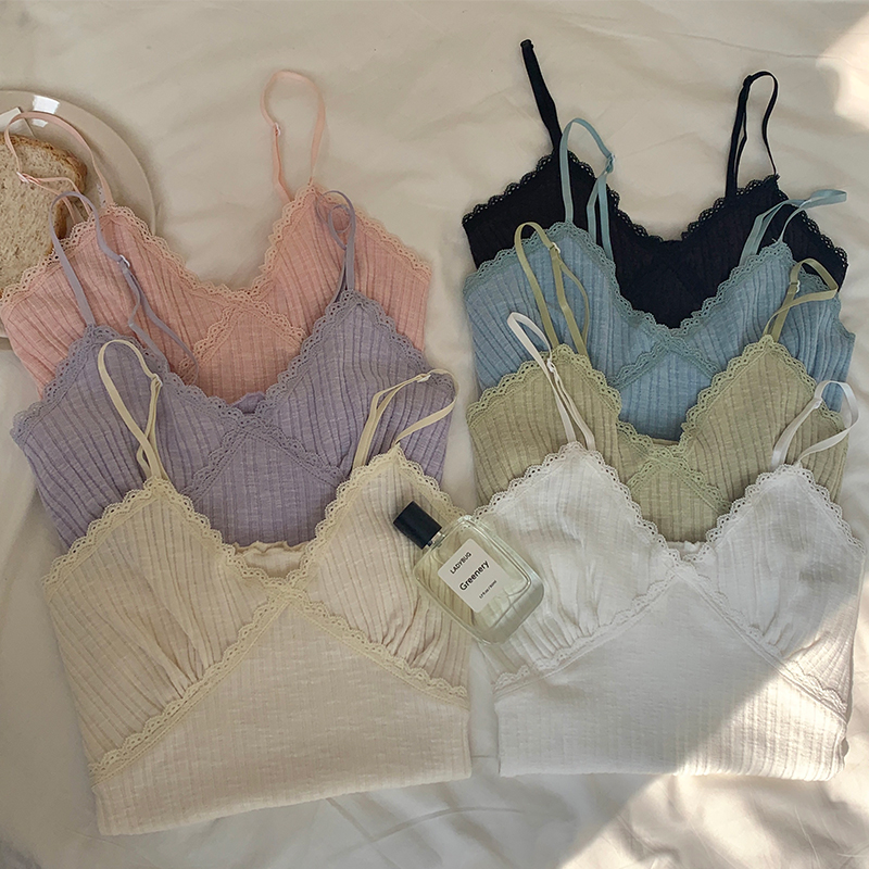 Real shot of 2025 Korean version with solid color lace suspender fashionable pure and colorful short vest