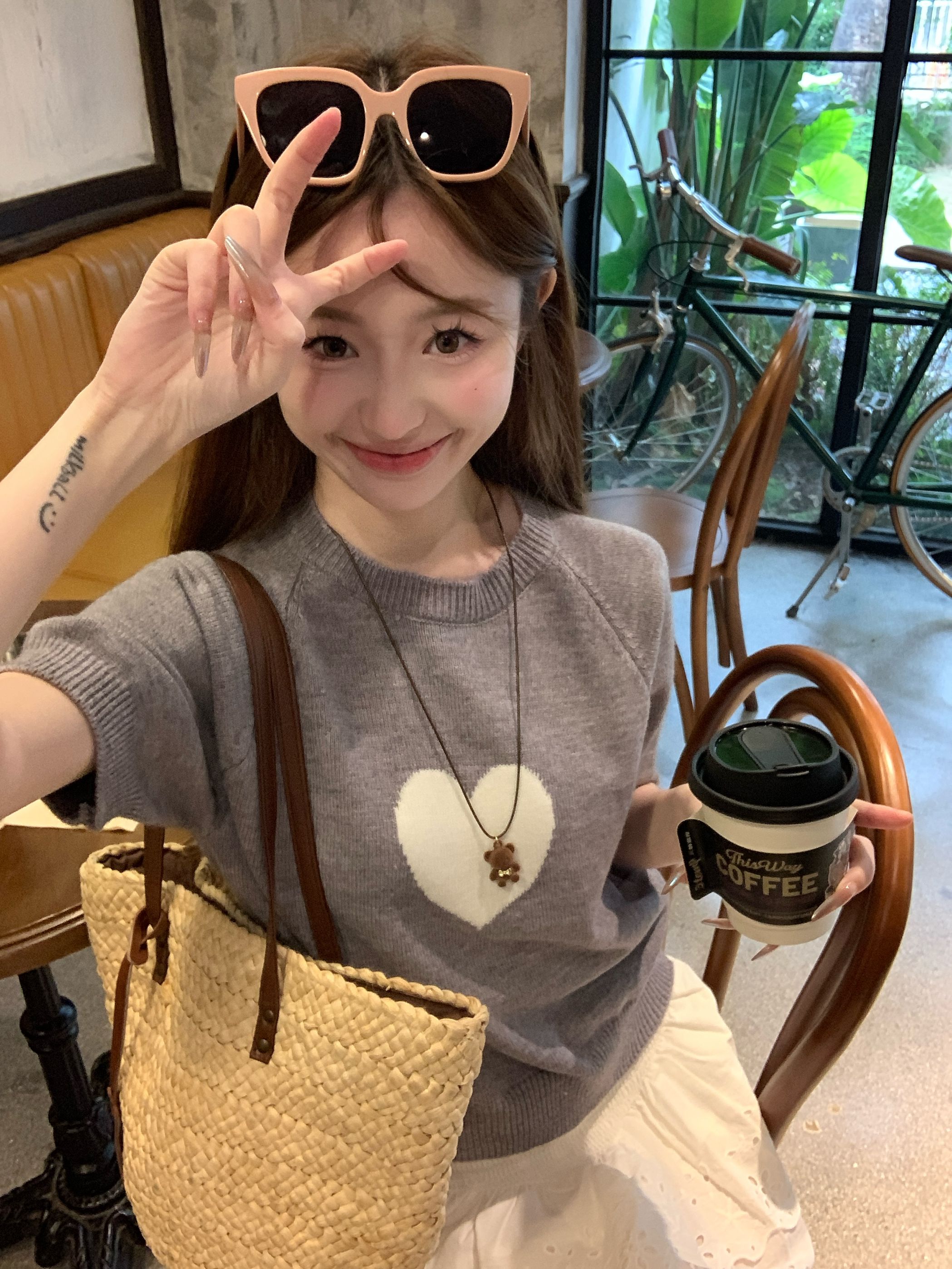 Real photos of versatile Korean lovely slim and slim short sweater for women in autumn and summer T-shirt