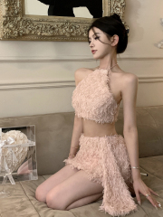 Real shot Sweet pink fur halter neck vest + high waist plush skirt suit