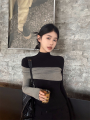 Real shot design contrasting color half high neck long sleeve T-shirt autumn and winter temperament spliced ​​slim fit inner top