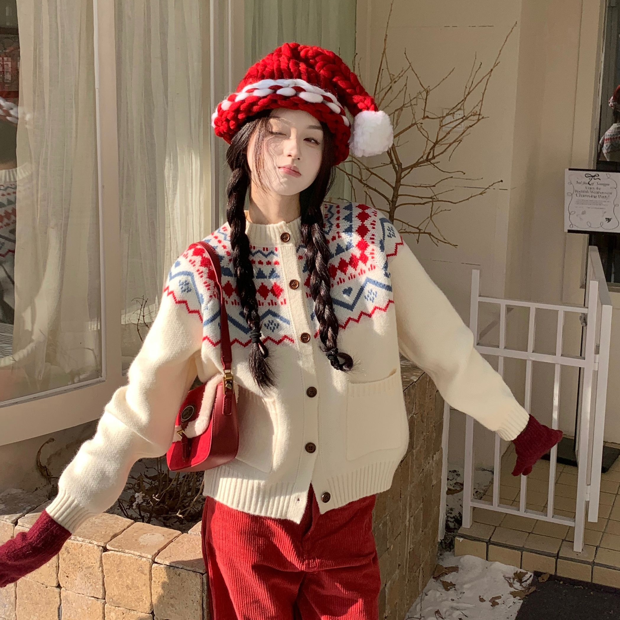 Real shot of retro jacquard Fair Island round neck knitted cardigan for women in spring and autumn loose soft glutinous skin-friendly versatile sweater