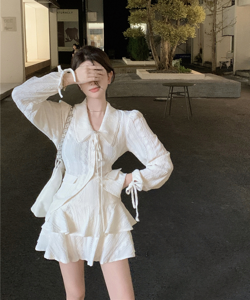 Real photo of first love gentle jacquard lapel lace shirt top + A-line cake anti-exposure skirt for women