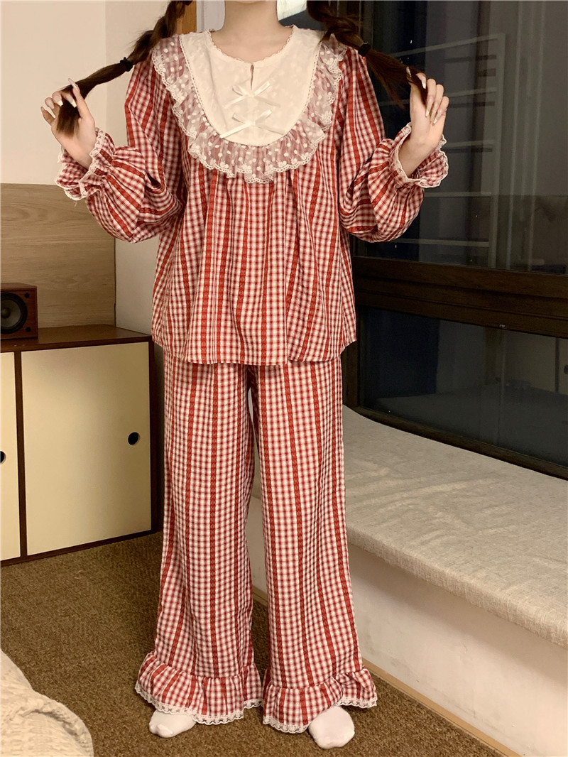 Real shot of Korean version of jacquard lace sweet heavy-work check loose and comfortable princess home clothes suit dress