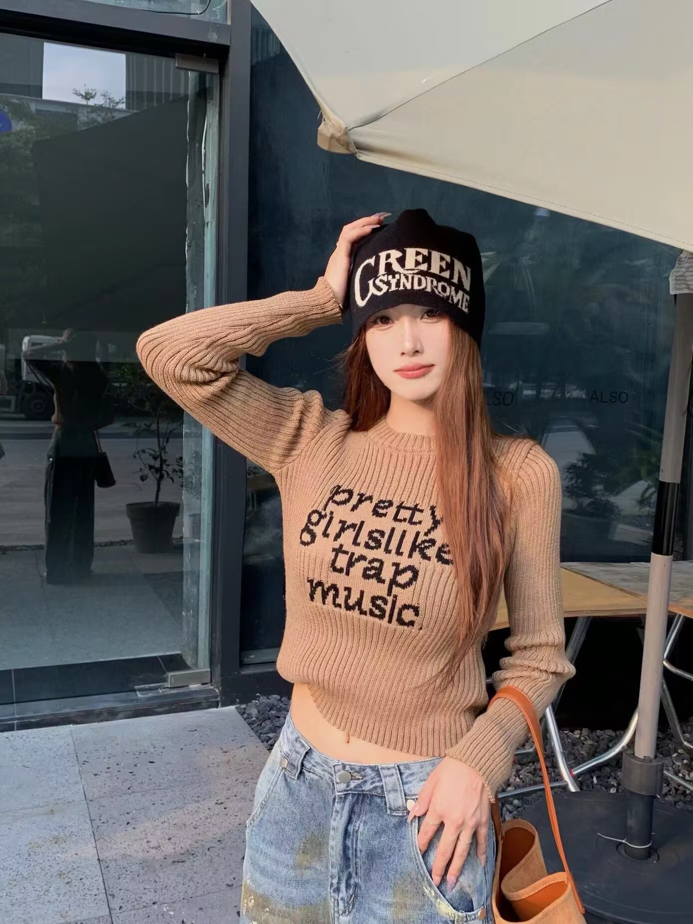 Real shot Korean retro hot girl slim letter print vertical striped short long-sleeved knitted sweater