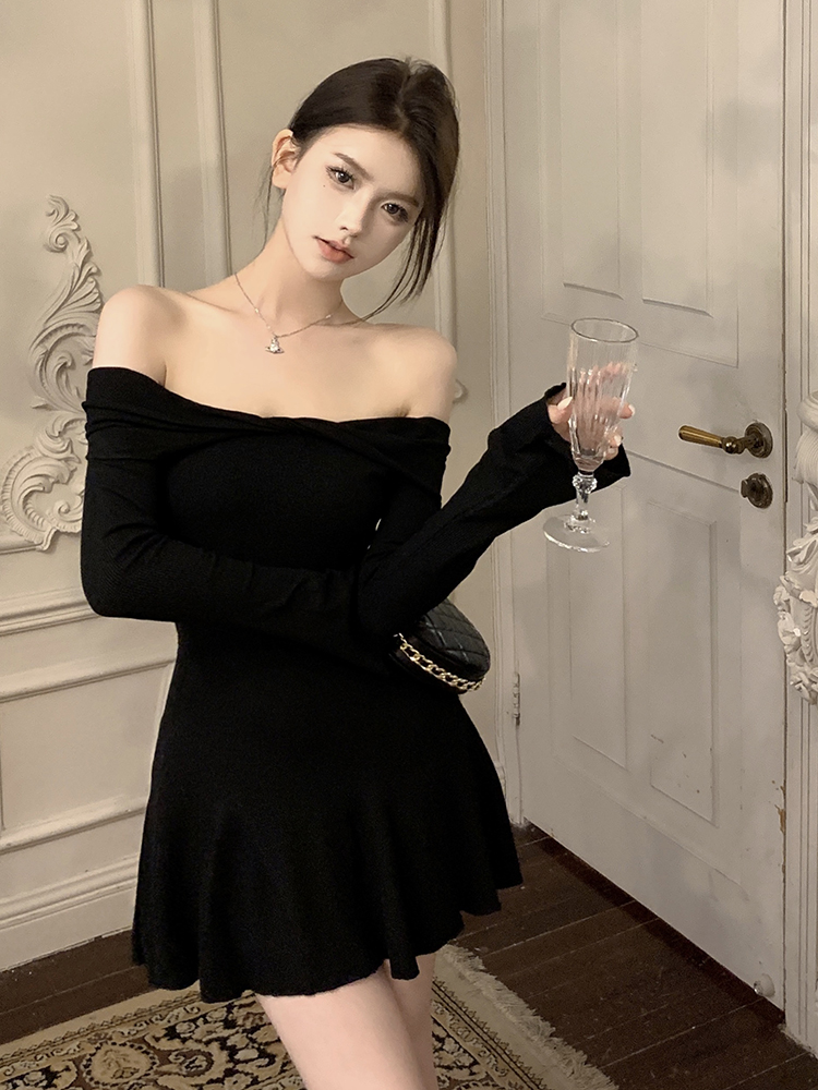 Real shot, cross bow one-length dress