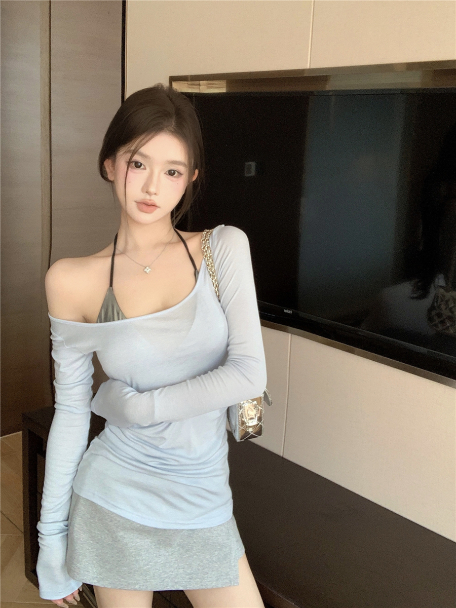 Real shot of long-sleeved T-shirt thin air conditioning shirt + halter neck small triangle suspender vest + sports skirt pants for women