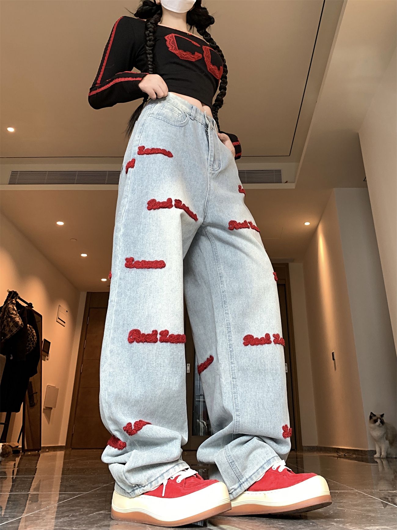 Real shot ~ Jeans red English embroidery and embroidery casual straight high waist slimming pants ins