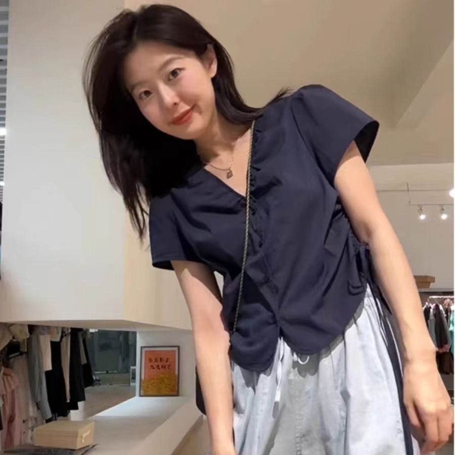 Summer new large-size night rock top French gentle style lady drawstring pleated v-neck top M-4XL200 catties