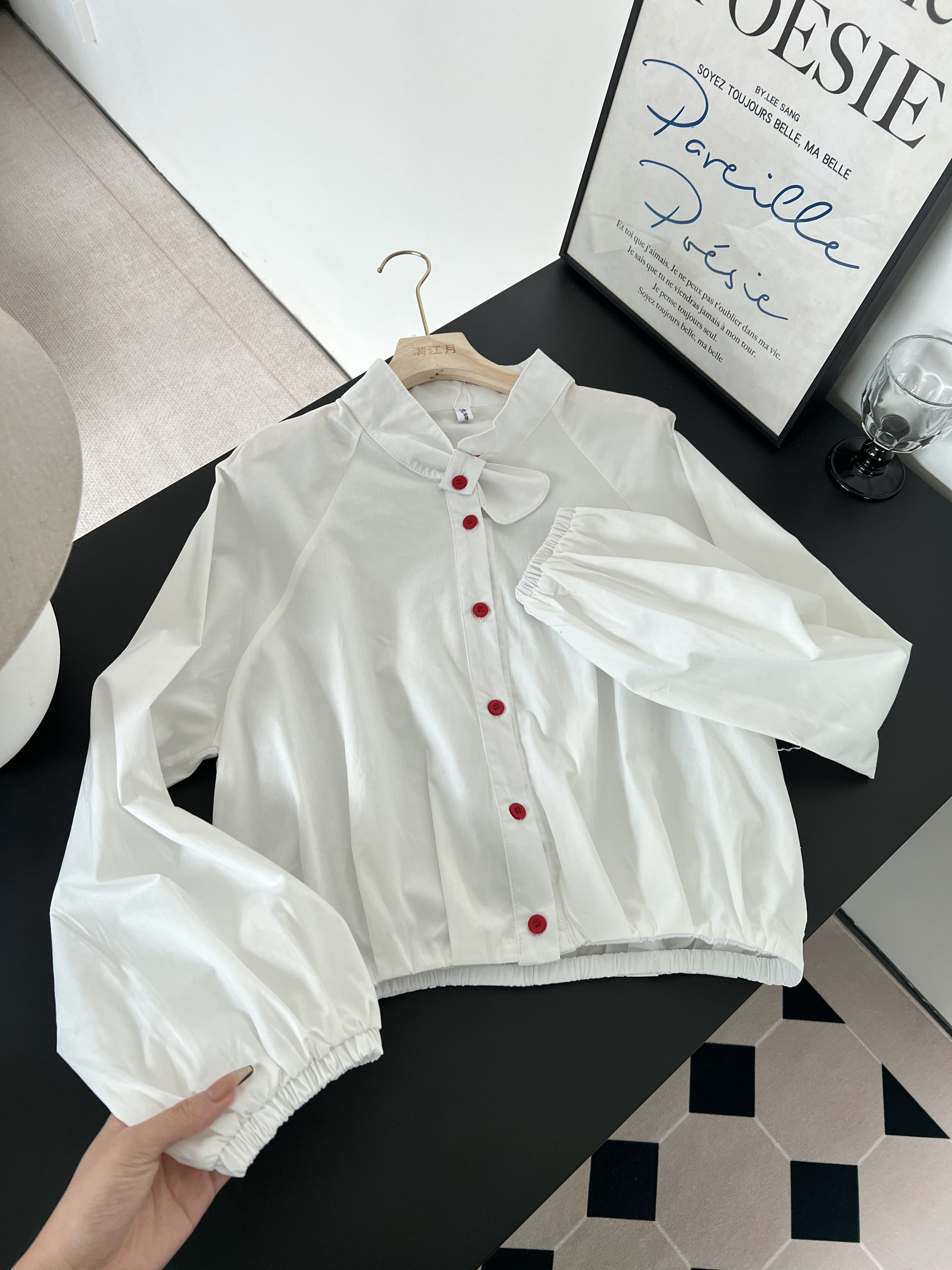 Real shot Japanese retro literary white bow tie shirt female temperament commuting slim top