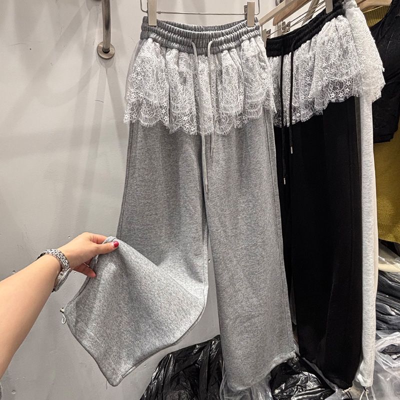 Extra large size 300 kilogram European lace splicing butt curtain wide-leg straight-leg sweatpants for women in autumn and spring slim casual fashion