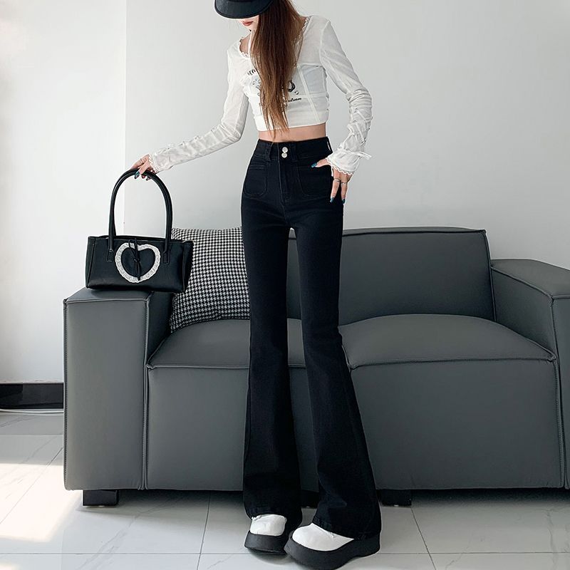 Real shot of 2025 spring fashion trend casual pants for women high waisted flared pants