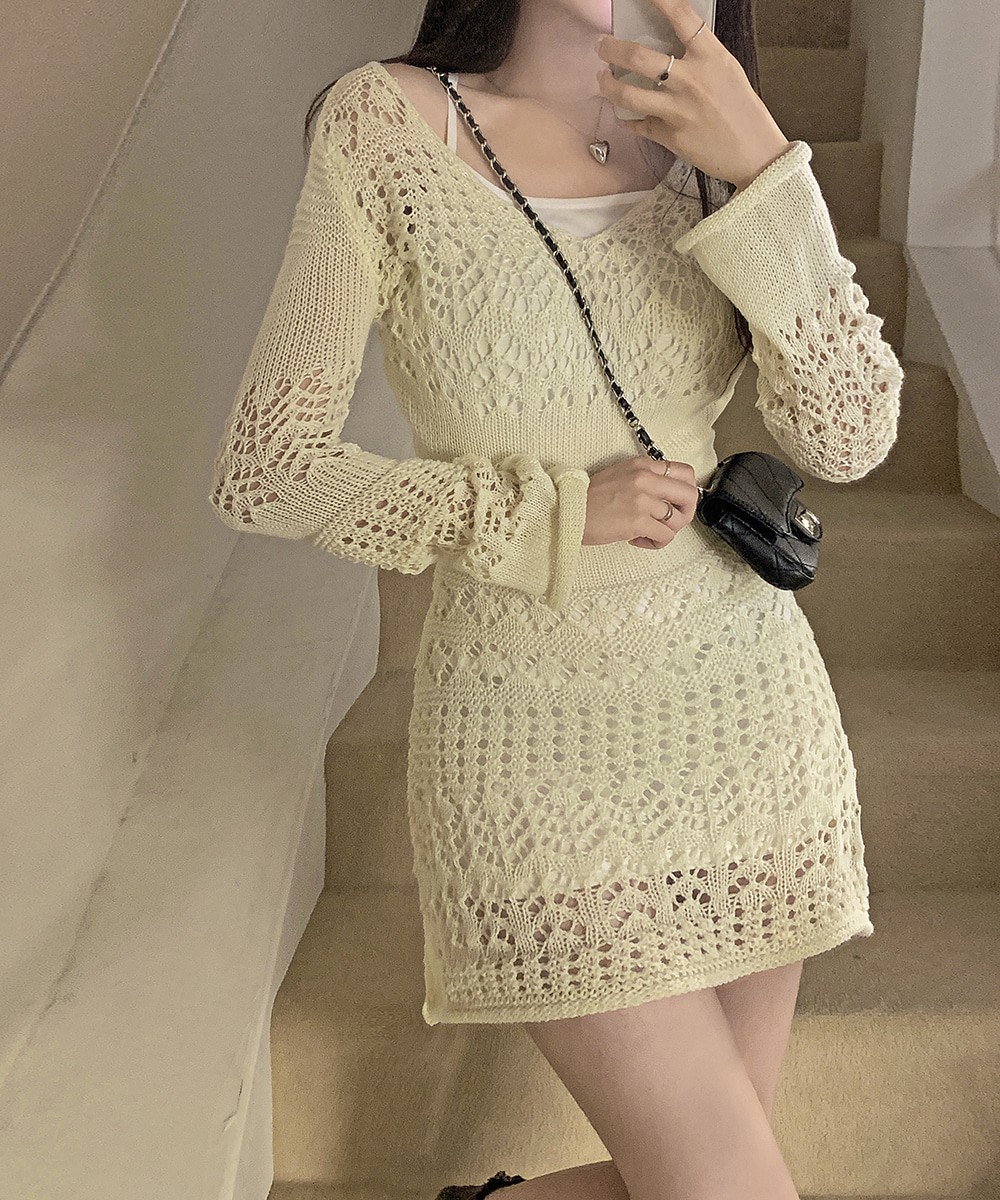 Korean chic gentle high-end hollow knitted skirt with hip slimming waist and looking slimming + mid-length vest skirt