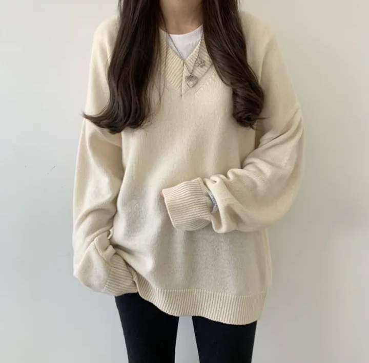 Korean chic late spring cold versatile loose lazy large version sweater v-neck pullover mid-length top for women