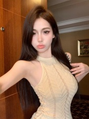 Sleeveless halter neck knitted suspender vest for women 2025 summer hot girl hollow slim fit short off-shoulder top