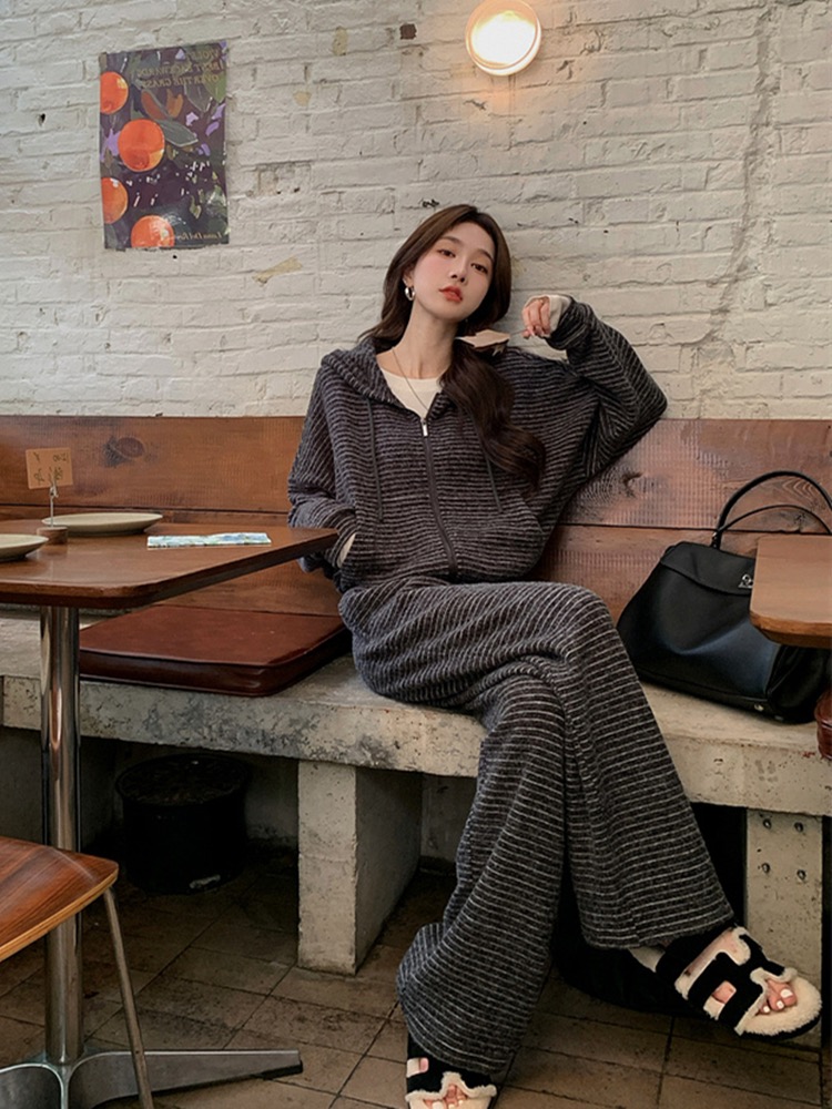 Original threaded fur colored knitted stripes, fashionable loose and slim plush striped hooded sweatshirt wide-leg pants two-piece set