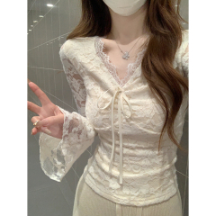 Real shot of spring Korean version pure desire v-neck lace lace flap trouser sleeves gentle long sleeves T-shirt top