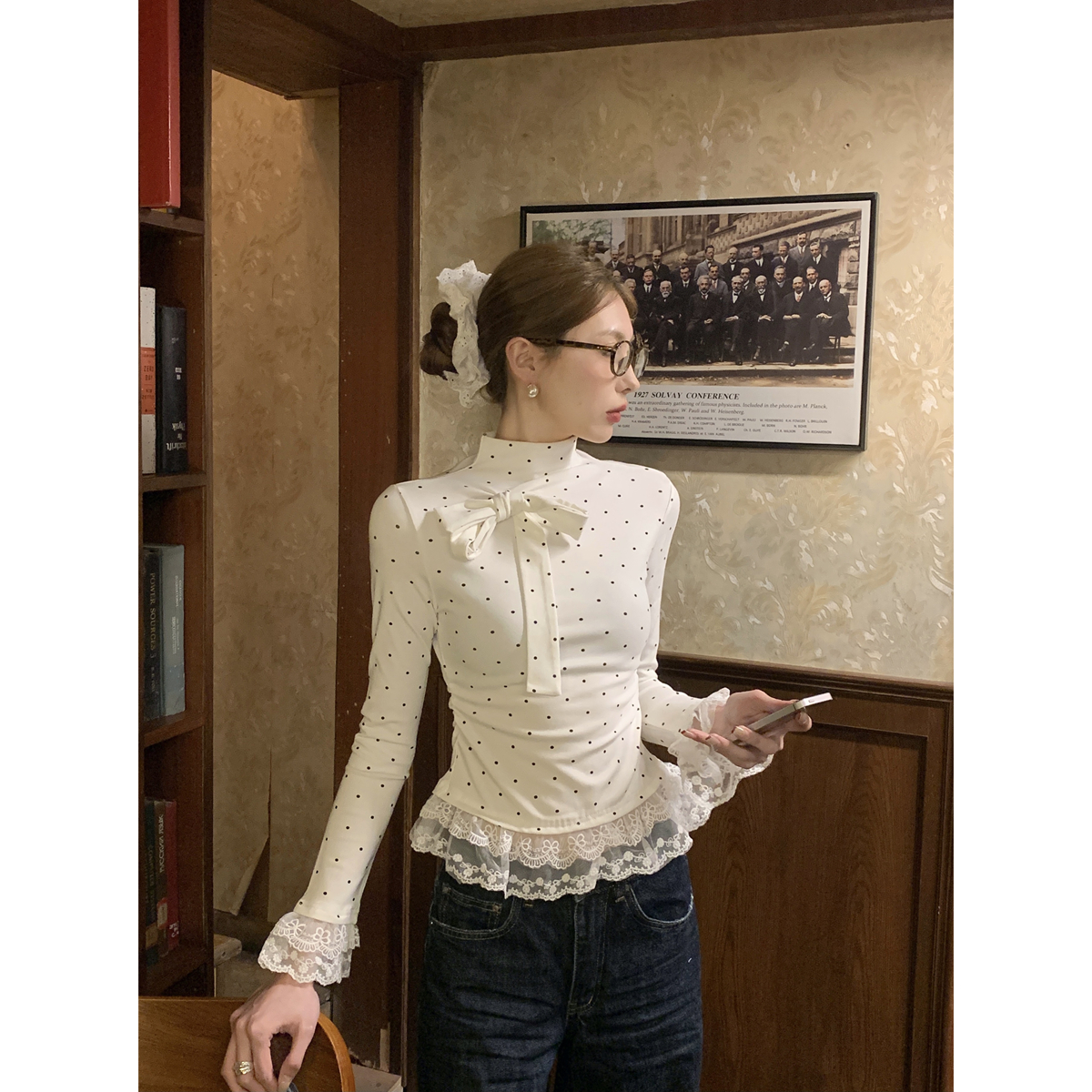 Real shot of spring Korean style elegant lace hem polka dot bow pure cotton long-sleeved T-shirt top